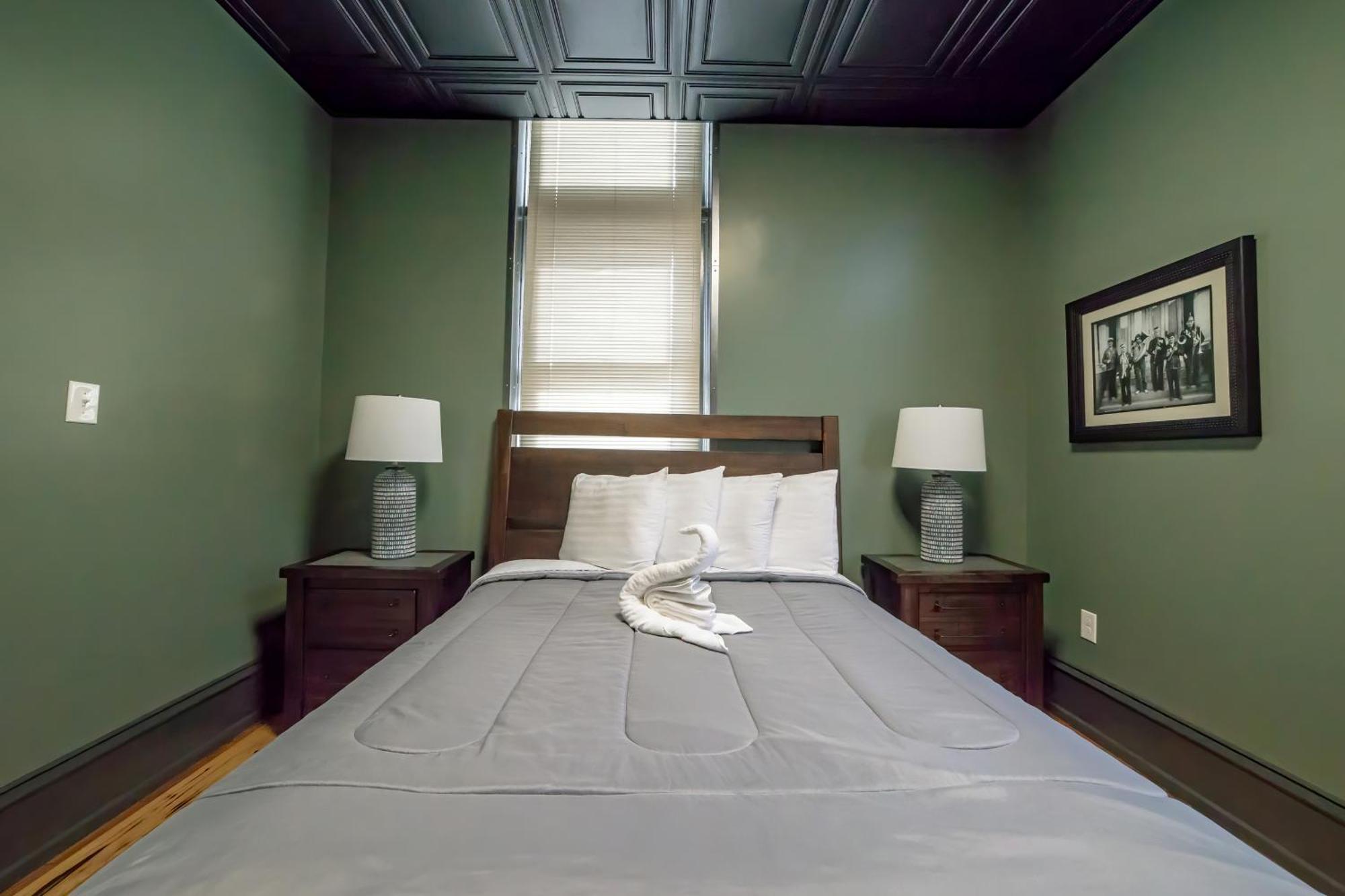 City Hall Grand Hotel Williamsport Szoba fotó